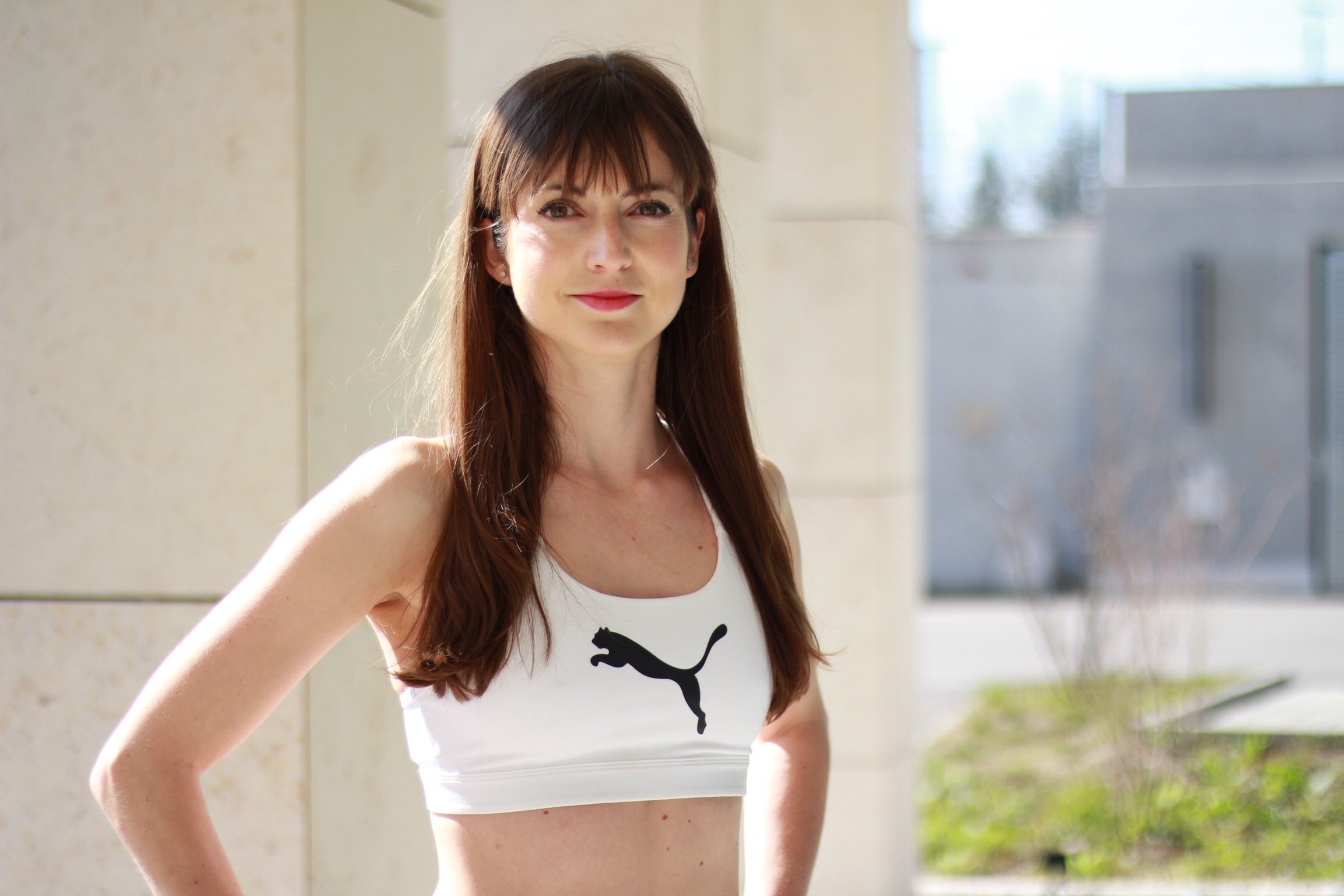 Fitnessoutfit Puma, Sportoutfit mit Tights und Bustier von Puma